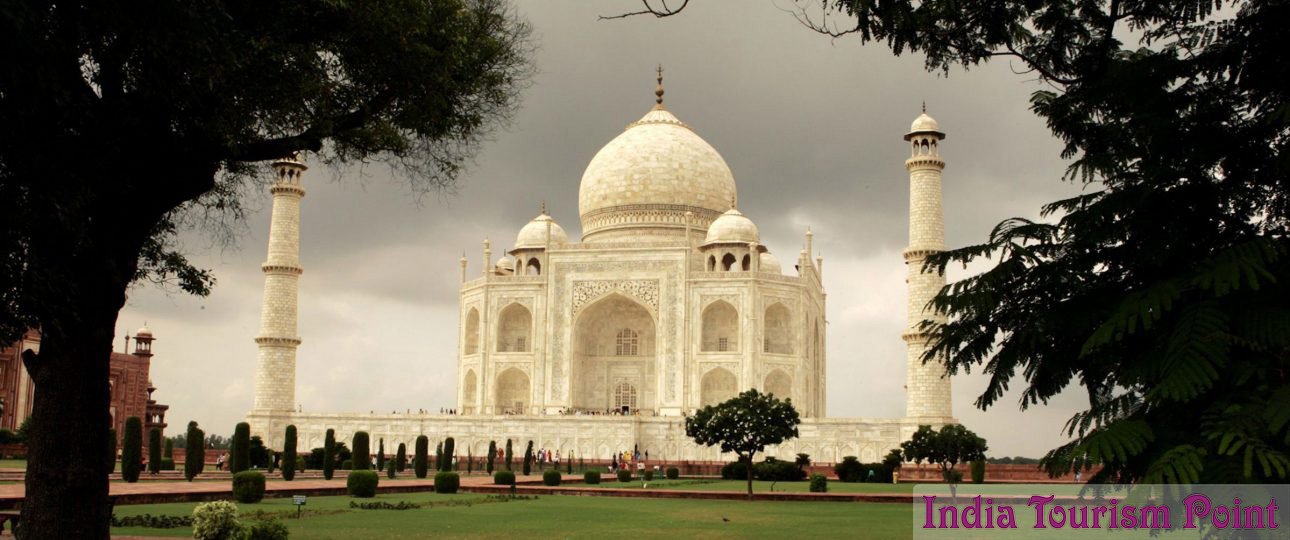 Taj Mahal Tourism Pictures